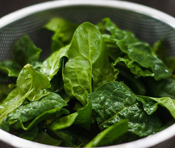 bowl-of-spinach